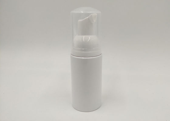 白いプラスチック化粧品は液体の泡のびんをびん詰めにします